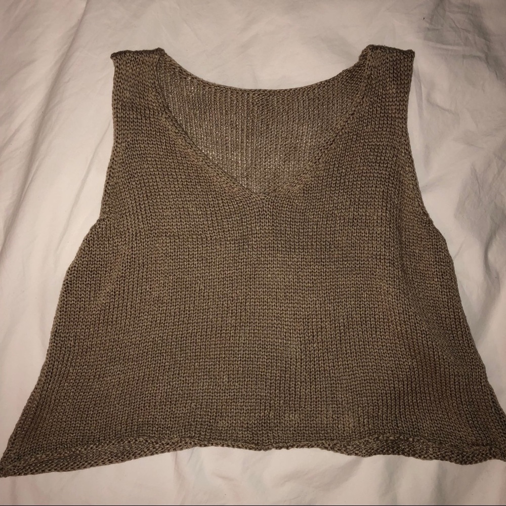 Brandy Melville cropped top
